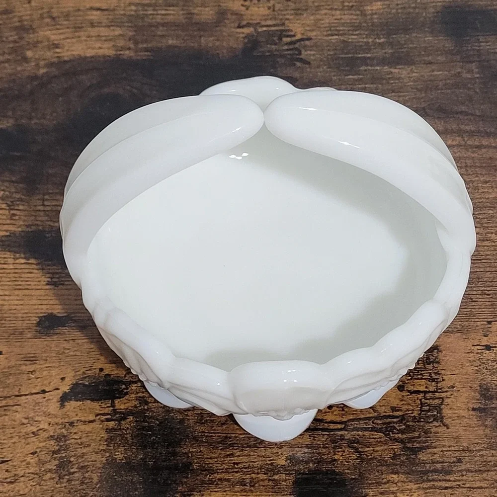 Vtg‎ Westmoreland Milk Glass Pansy Dogwood Split Handle Basket Bowl Candy Dish